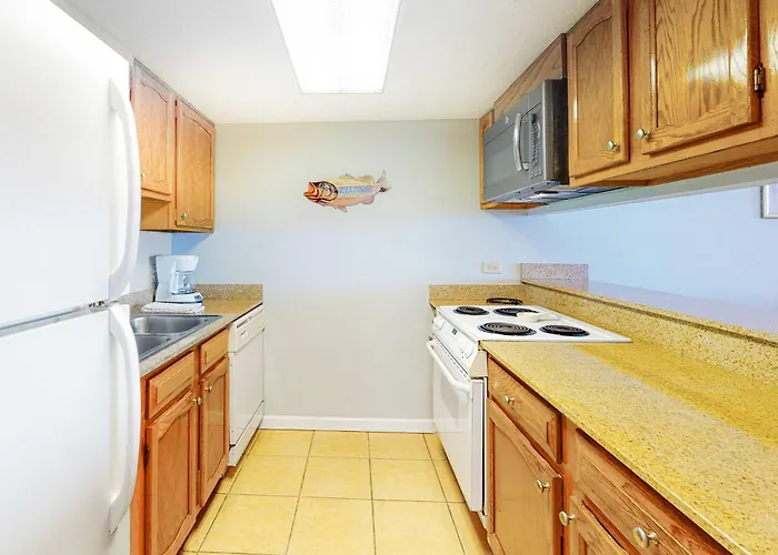 Gulf House 202